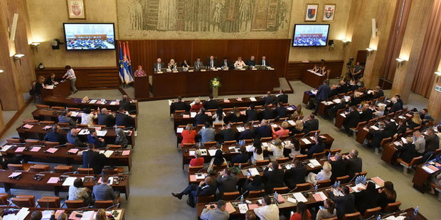 Највише пара за лечење здравства